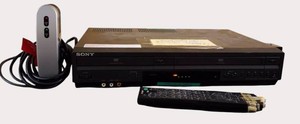 Sony DVDVCR Combo Player w Remote & RF Modulator  Tested & Working