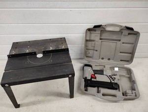 Porter Cable 18 GA Brad Nailer and Router Table