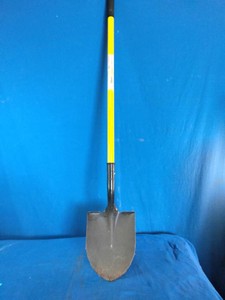 Nupla Ergo-Power round point shovel, featuring a bright yellow fiberglass handle and a steel blade.