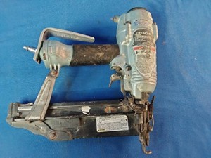 Hitachi NT65M2(S) 16-gauge finish nailer