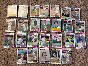 1974 Topps Card Lot, Vintage Baseball Cards, Mostly Lower Grade