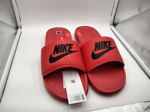 NIKE VICTORI ONE SLIDE