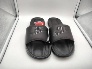 NIKE VICTORI ONE SLIDE