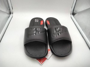 NIKE VICTORI ONE SLIDE