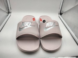NIKE VICTORI ONE SLIDE