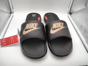 NIKE VICTORI ONE SLIDE