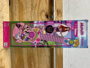 Disney Minnie Guitar