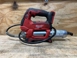 Milwaukee 2646-20 M18 2-Spd Grease Gun Bare Tool
