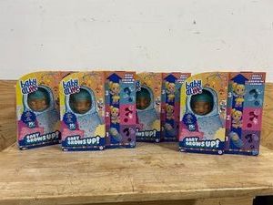 Hasbro Alive Baby Grows Up Happy MSRP $239.96 (lot of 4)