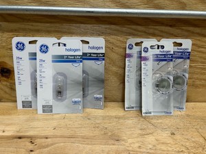 GE Specialty Halogen light bulbs MSRP $47.94 (lot of6)