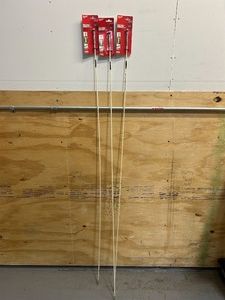 Milwaukee 5 ft. L Fiberglass Fish Sticks MSRP $77.97 (lot of 3)