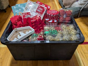 Bulk Lot Brand New Assorted Christmas Decor & Gift Supplies (Variety Tote)