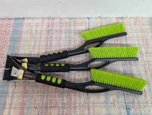 Set of 3 Emsco 23 Snowbrush with Comfort Grip