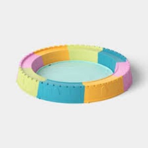 Brand Sun Squad Product Type Sandbox with Cover Age Range 18 Months Assembly Adult Assembly Required, No Tools Needed Capacity Requires 150 lbs Sand (Not Included) Shape Circular Color Multicolor (Blue, Pink, White) Material Plastic