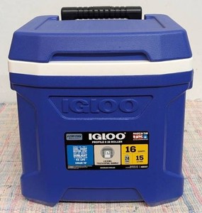 Igloo Profile 16 Roller Hard-Sided Cooler - Blue