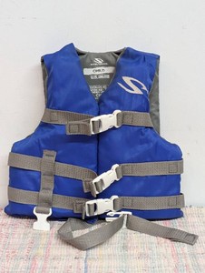 Stearns Child & Youth Classic Life Vests, USCG Approved Type III Life Jackets