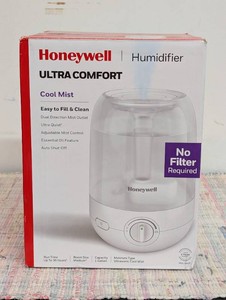 Honeywell Ultrasonic Egg Humidifier HUL545W Cool Mist, Aromatherapy, No Filter, 36-Hour Run, 300-500 sq. ft. Room