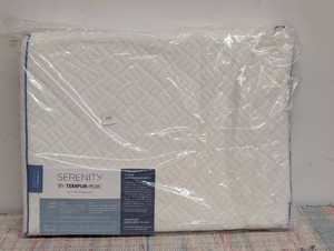 Serenity by Tempur-Pedic Memory Foam Contour Bed Pillow