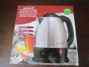 Brentwood 5-cup Stainless Steel Electric Kettle