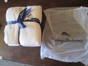 Tommy Bahama blanket