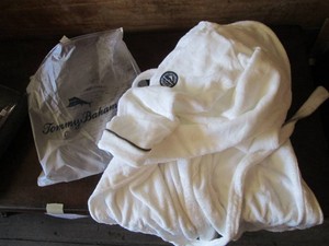 Tommy Bahama robe
