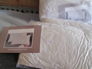 Pillow set