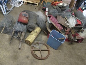 Pallet lot to include multiple roll...