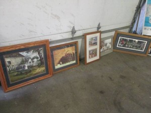 Lot of (5) home and garden themed f...
