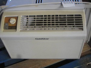GoldStar 5000 BTU Window Air Condit...