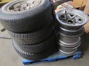 Pallet lot with assorted 14in tires...