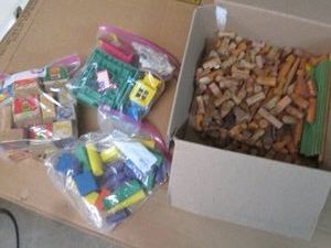 Lincoln logs and vintage blocks...