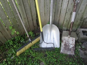 Hand Tools Rake, Shovels, Broom