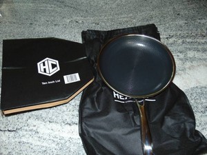 Hexclad Hybrid Nonstick 10 Inch Fry Pan with Tempered Glass Lid