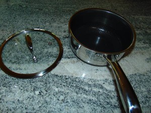 HexClad 3-Quart Hybrid Nonstick Saucepan with Lid