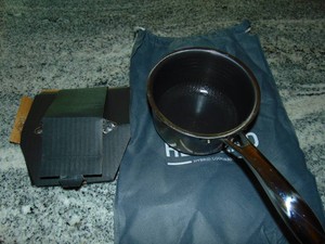 HexClad 1-Quart Hybrid Nonstick Saucepan with Lid