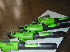 4 Store Returns 48 volt Greenworks Blower