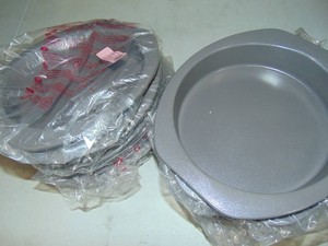 14 Pack Lot Ninja NeverStick Essential Round Cake Pan 9-inch pan