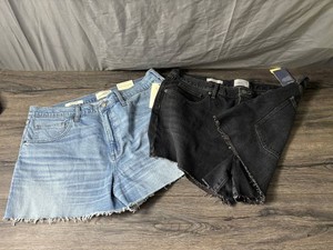 Universal Thread High-Rise 90s Cutoff Shorts, 2 Total - Size Womens 16 - New