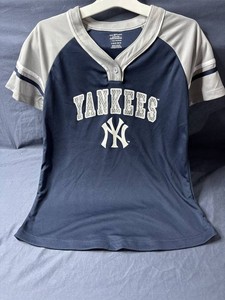 New York Yankees MLB Baseball Jersey Shirt, Size Youth Large - Brand New