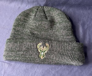 Milwaukee Bucks NBA Basketball Beanie, Adult OSFM - New