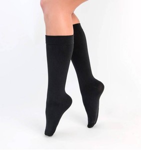 MUK LUKS Womens Knee High Socks - 2 Pair Pack, Fits Womens Shoe Size 6-11 - Brand New
