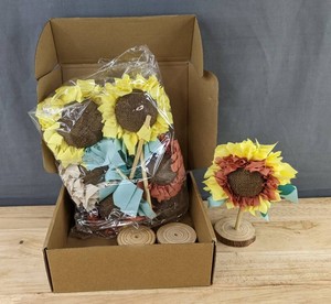 Sunflower Decorations 6 Piece Set - Brand New Q