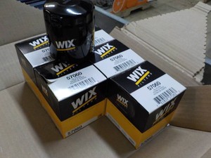 6 WIX 57060 Oil Filters...