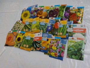 25 Seed Packets...