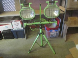 (EW7) Dual-Head Work Light with Tri...