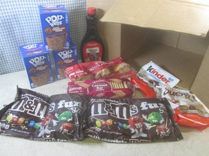 (F-0) Grocery Assortment Past Date...