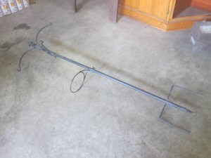 (BSB) Metal Yard Stake Plant Holder...
