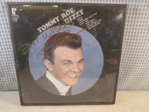 (EC1) Autographed Tommy Roe Dizzy F...