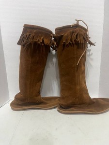 Minnetonka () Suede Moccasin Knee High Boots
