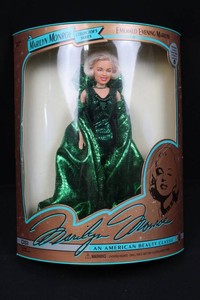 Marilyn Monroe Emerald Evening Barbie DSI Collector Series Doll